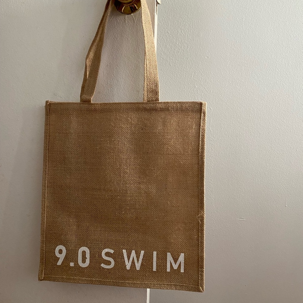 Beginning Boutique 9.0 swim Keppel Beach bag